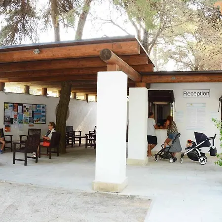 Villaggio Camping Sentinella *