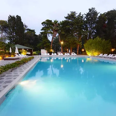 Camping Villaggio Sentinella *